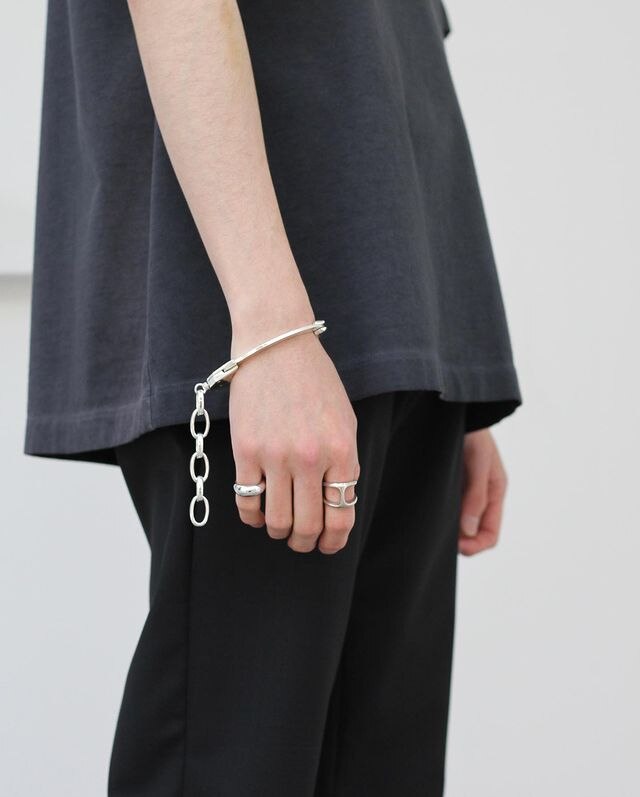 Soloist bone shaped handcuffs bracelet Fashion Trendy Brand Street Exaggeration Popular Wild Hip Hop Style Jewelry Accessories