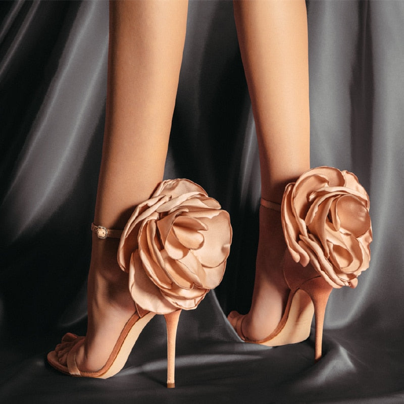 Women's Sandals 2023 Women High Heels Shoes Silks Satins Party Buckle Shoes Rome Flower Round Toe Sandals Summer Shoes For Women
