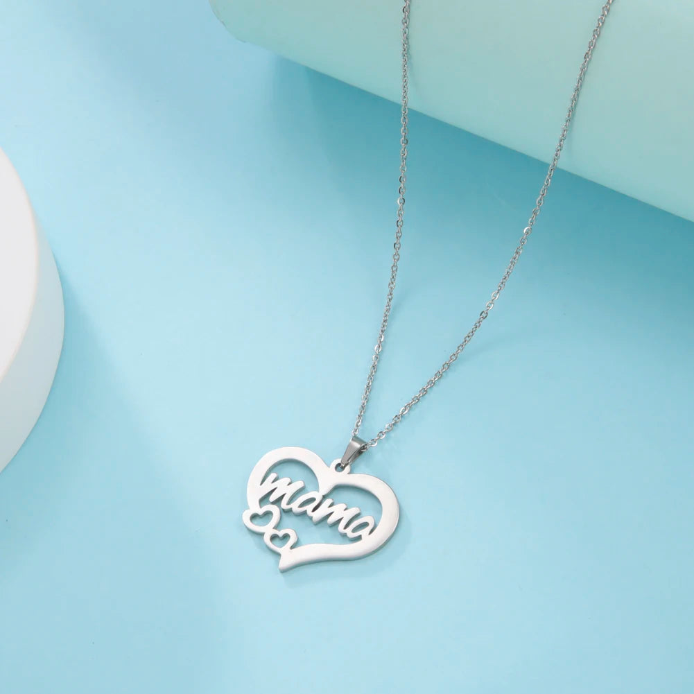 HIPEE Delicate Heart Shaped MAMA Lettering Pendant Necklace Family Mom Necklaces Pendants Jewelry Romantic Mother's Day Gift