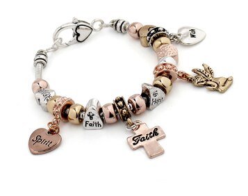Korean Design Style Crystal Five Chain Bracelet For Women Pearl Flower Charm Jewelry