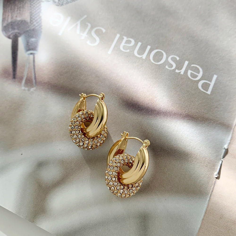 Fashion Geometric Rhinestone Round Pendant Earrings for Women Punk  Metal Twist Piercing Charm Earrings Jewelry Gifts