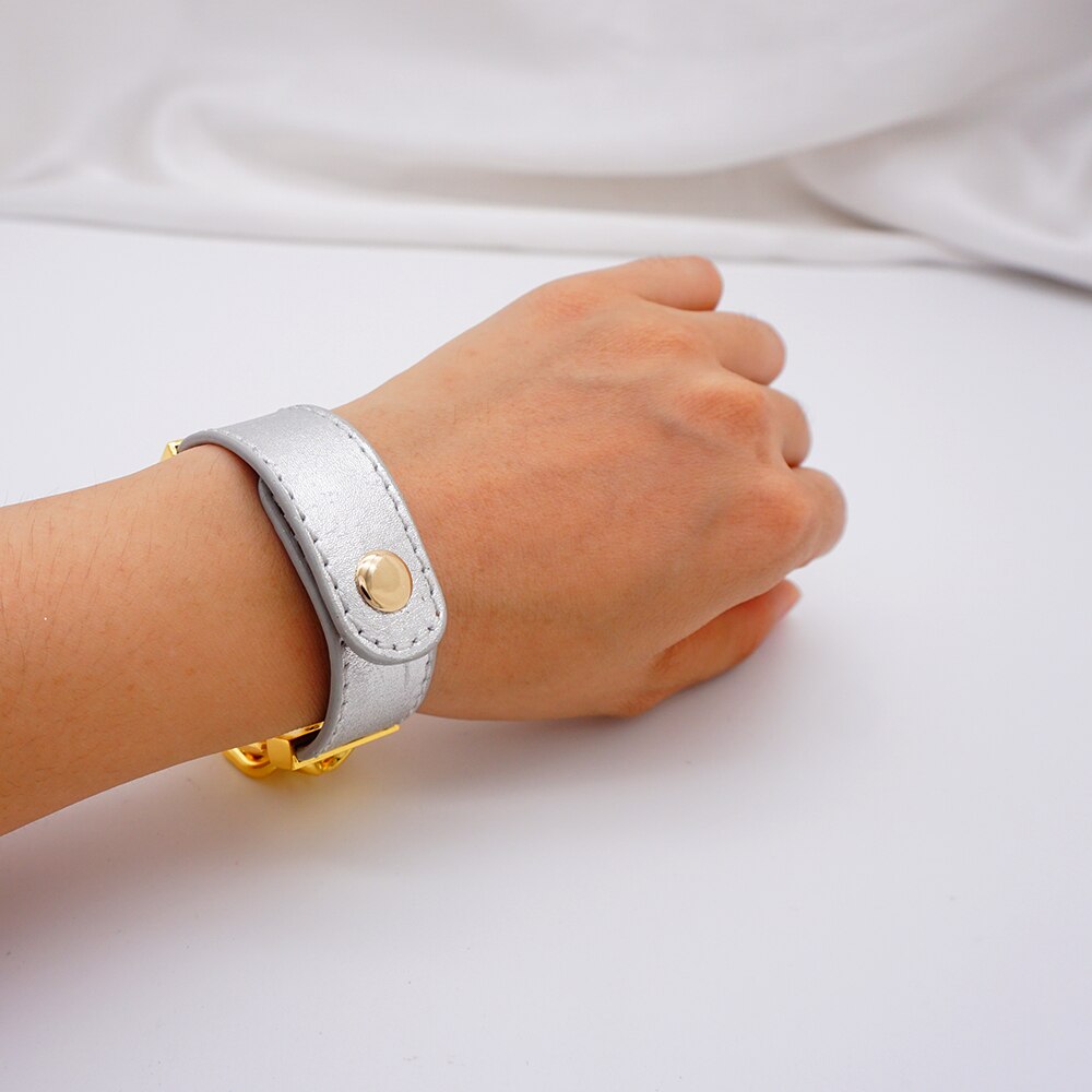 2022 Fashion New Metal Buckle Personality Leather Bracelet For Women Gift Accessories
