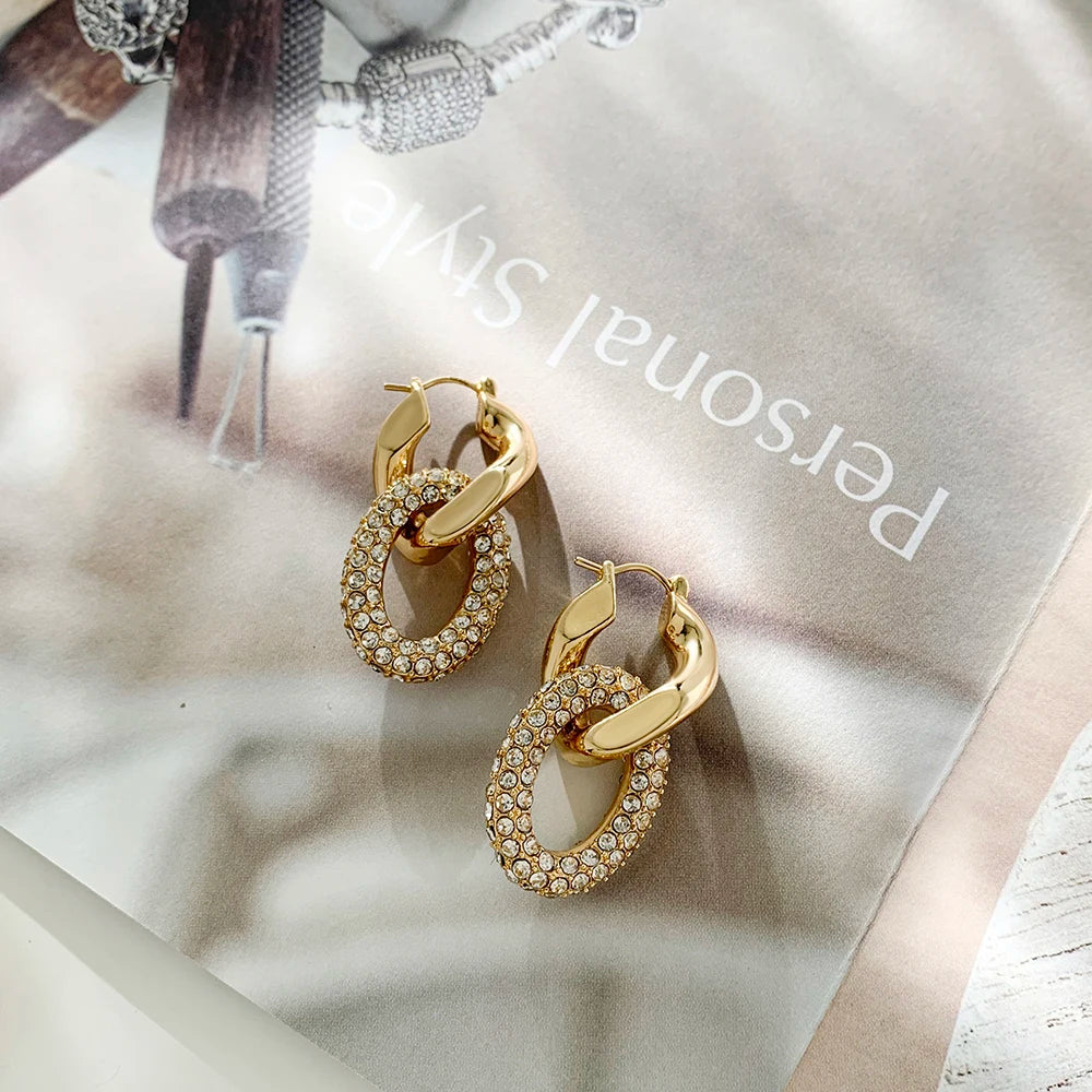 Fashion Geometric Rhinestone Round Pendant Earrings for Women Punk  Metal Twist Piercing Charm Earrings Jewelry Gifts