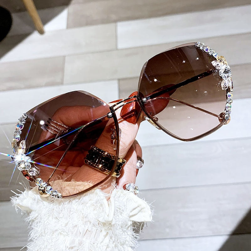 Luxury Rhinestone Bling Sunglasses Women Fashion Desinger Personality Sun Glasses Vintage Shades Gradient Lens