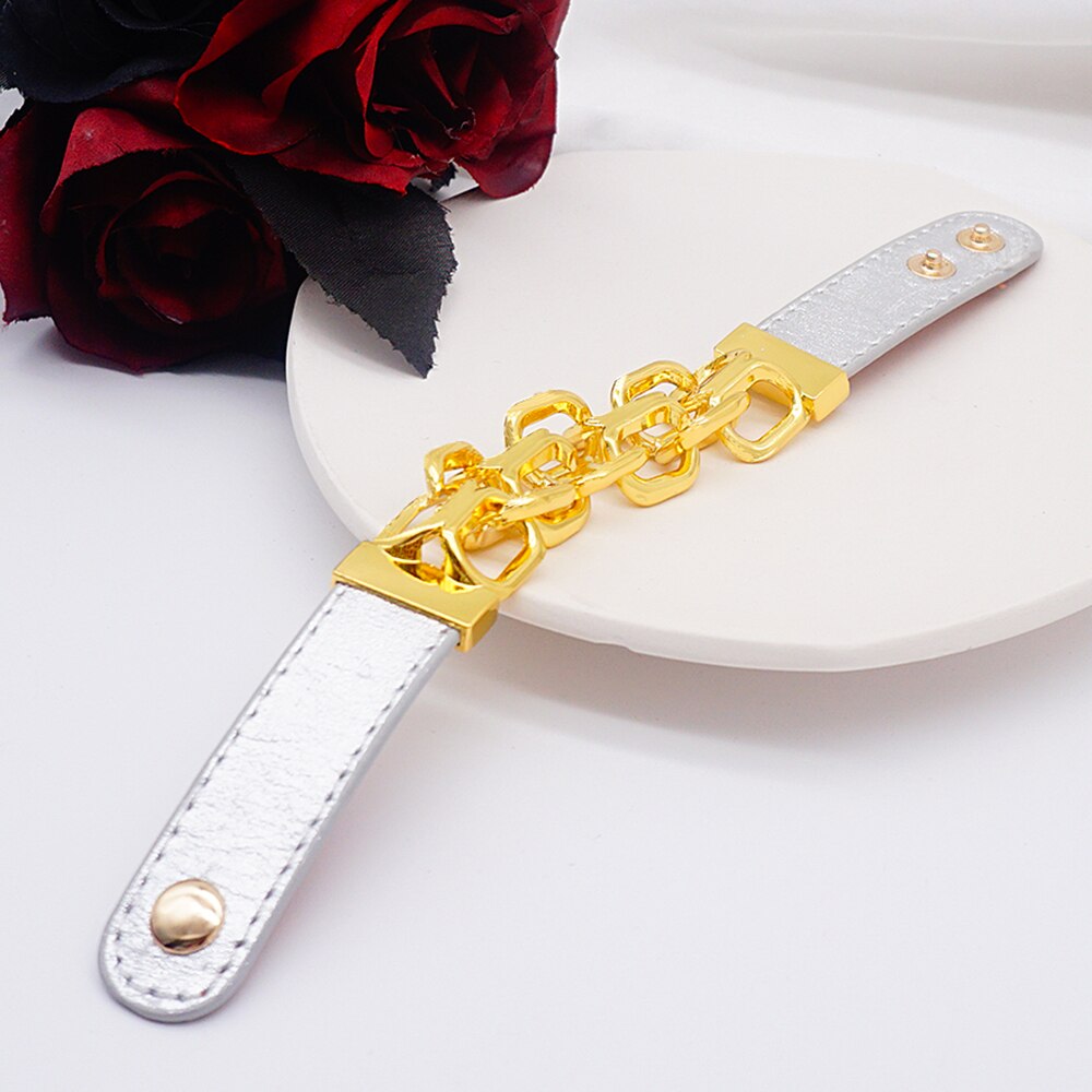 2022 Fashion New Metal Buckle Personality Leather Bracelet For Women Gift Accessories