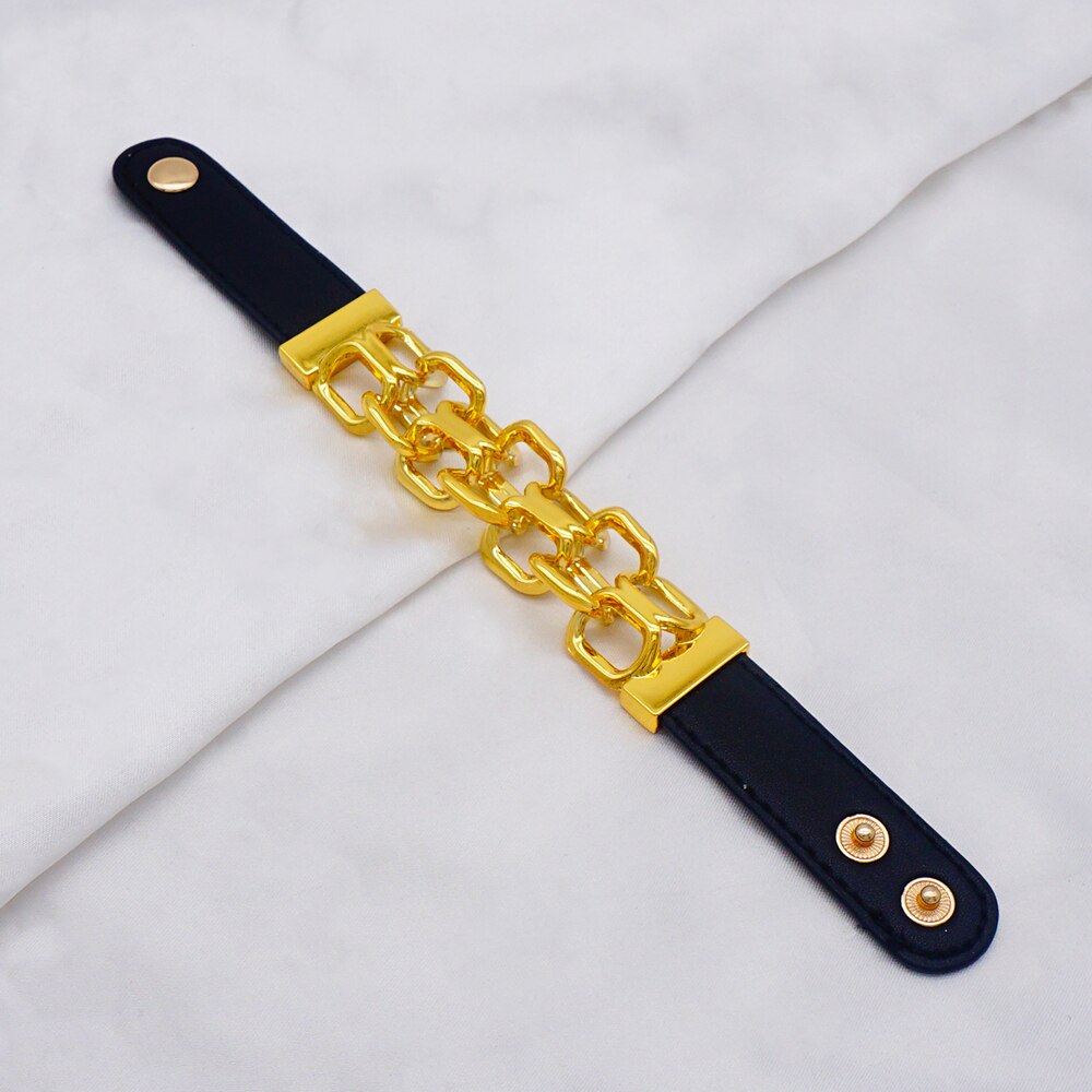 2022 Fashion New Metal Buckle Personality Leather Bracelet For Women Gift Accessories