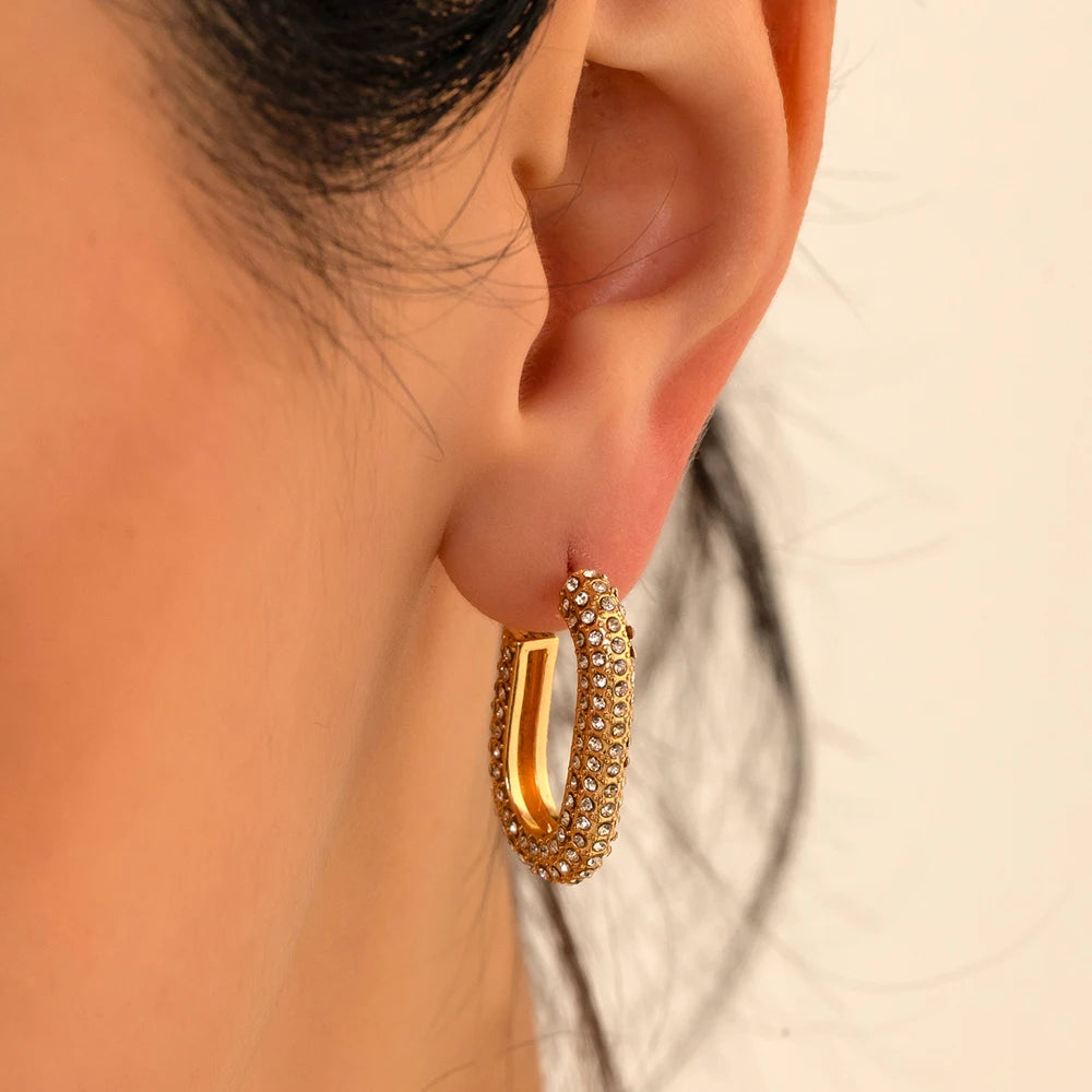 Fashion Geometric Rhinestone Round Pendant Earrings for Women Punk  Metal Twist Piercing Charm Earrings Jewelry Gifts