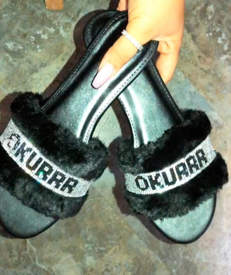 New 2022 Women Sandals Crystal Flat Heel Sandals fur Rhinestone Summer Shoes Women Flip Flops beach Sandals Size 35-43