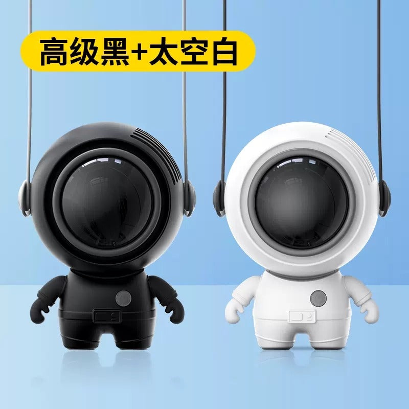 2023 New Style Little Fan Portable Portable Mute Office Desk Hanging Neck Desktop Student Mini USB Little Fan Charging Strong Head-Shaking Handheld Electric Pocket Turbine with Spray
