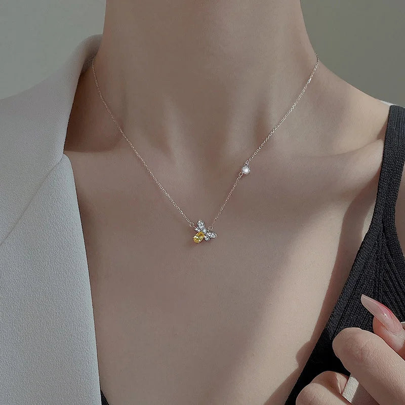 Fashion 925 Sterling Silver Small Bee Zircon Necklace Charm Animal Pendant Cute Clavicle Chains Fine Jewelry for Women