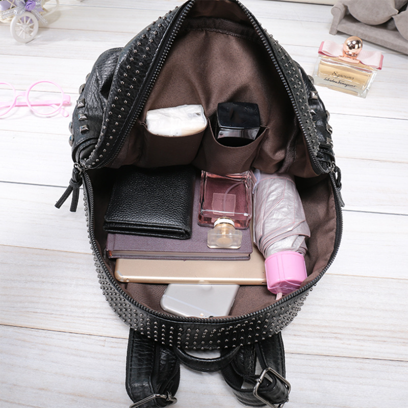 2023 New Fashion Women Backpacks Washed Leather Backpacks Lady Girls Travel Women Bags Rivet Backpacks Student School Bag Hot
