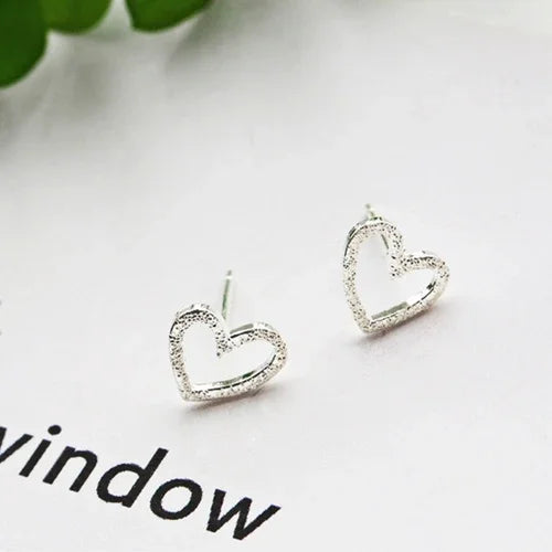Cute Heart Stud Earrings for Women Girls Daily Wear Love Shape Earring Wedding Simple Ear Piercing Accessories Jewelry Gifts