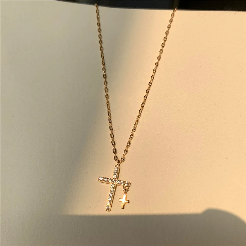 New Creativity Light luxury Zircon Cross Pendant Necklace For Women Gold Silver Color Clavicle Chain Fashion Jewelry Wholesale