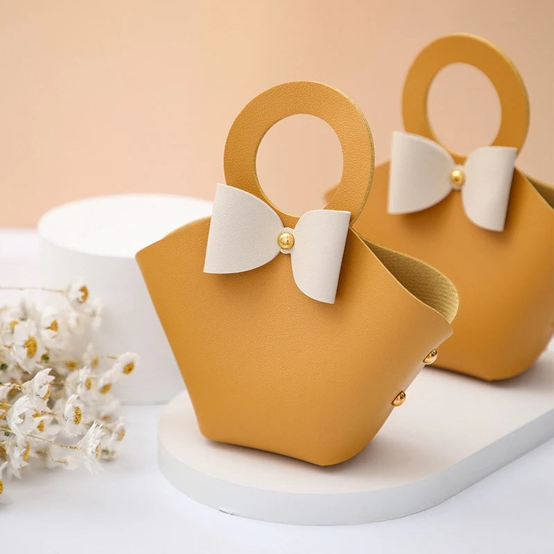 10/20PCS Leather Gift Bags Bow Ribbon Packaging Bag Wedding Favour Distributions Bags Christmas Candy Packaging Box Mini Handbag