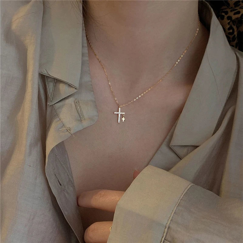 New Creativity Light luxury Zircon Cross Pendant Necklace For Women Gold Silver Color Clavicle Chain Fashion Jewelry Wholesale