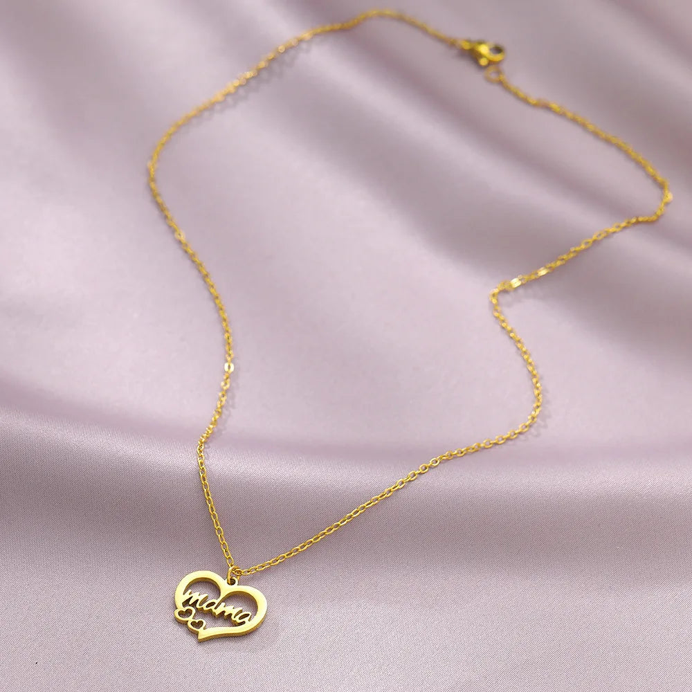 HIPEE Delicate Heart Shaped MAMA Lettering Pendant Necklace Family Mom Necklaces Pendants Jewelry Romantic Mother's Day Gift