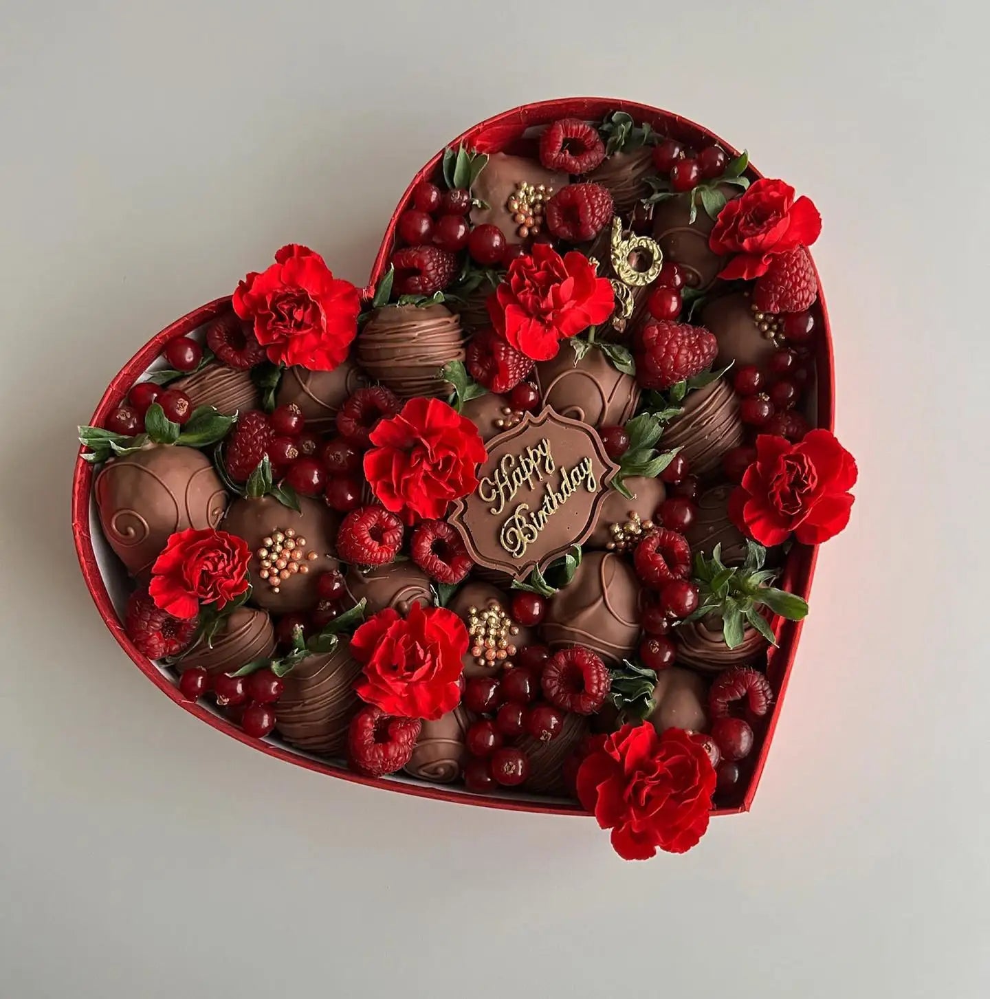 31x31cm Large Mothers Day Chocolate Sweets Charcuterie Packaging Heart Shaped Gift Box With Window