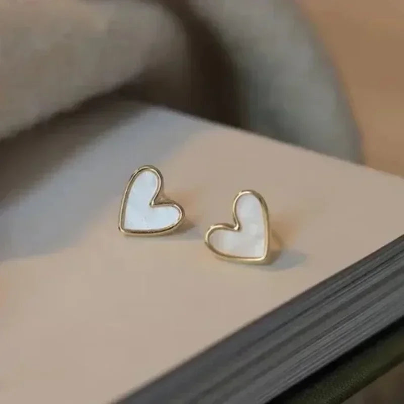 Cute Heart Stud Earrings for Women Girls Daily Wear Love Shape Earring Wedding Simple Ear Piercing Accessories Jewelry Gifts