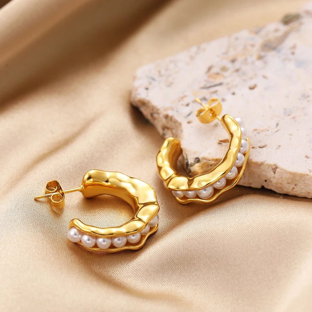 Vintage CC Shape Imitation Pearl Beaded Circle Hoop Earrings for Women Gold Plated Hammered Earring Party Jewelry France Style