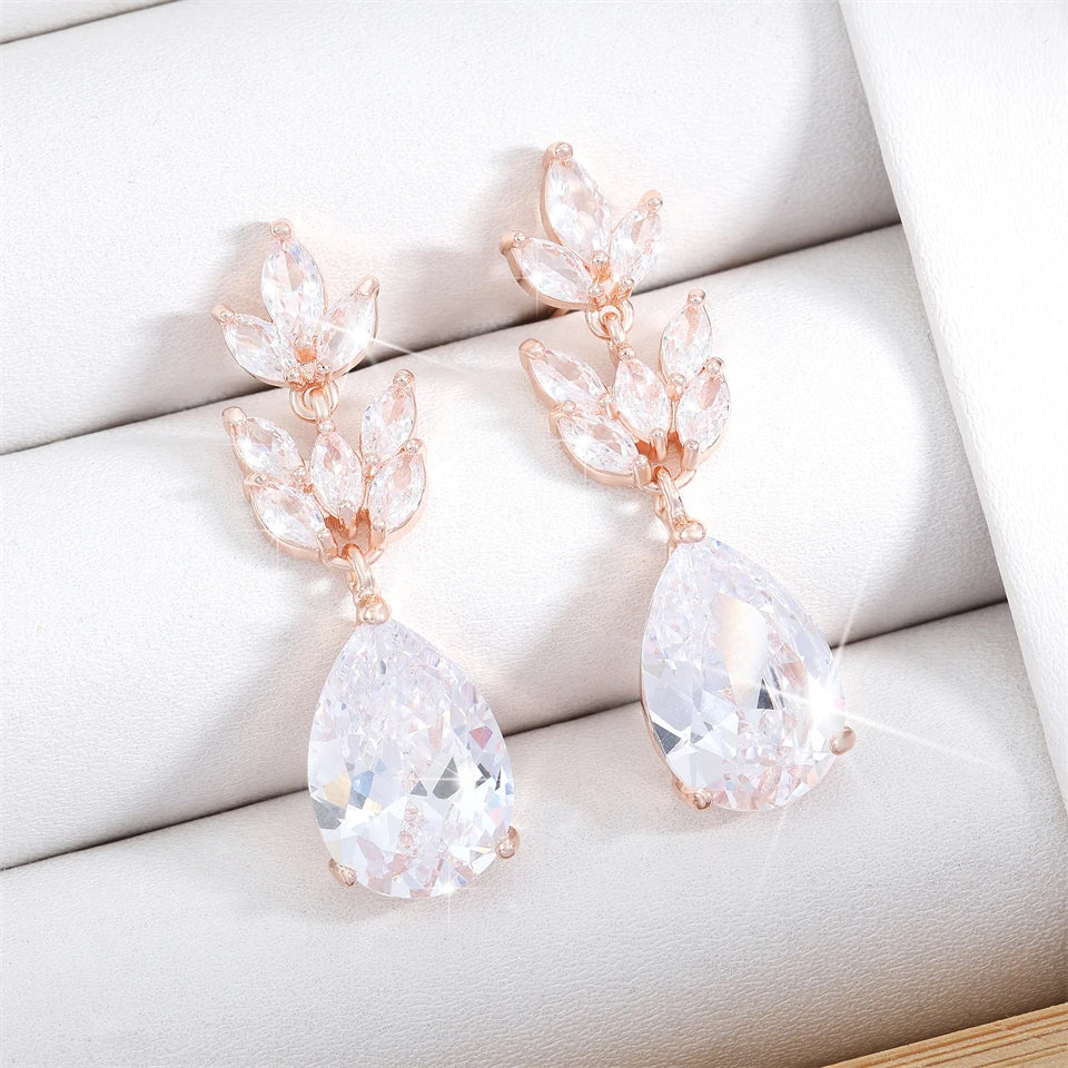 ZAKOL Hot Selling Romantic Water Drop Cubic Zircon Dangle Earrings for Women Fashion Leaf Bridal Wedding Jewelry EP012