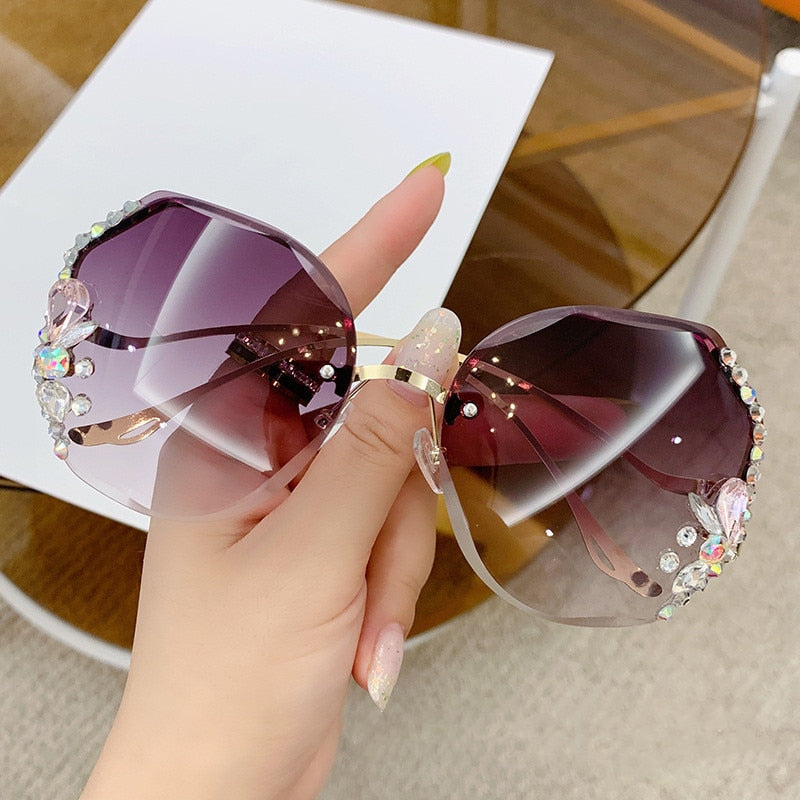 Luxury Fashion Oversized Rimless Sunglasses Women Fashion Brand Designer Big Frame Diamond Square Sun Glasses For Female