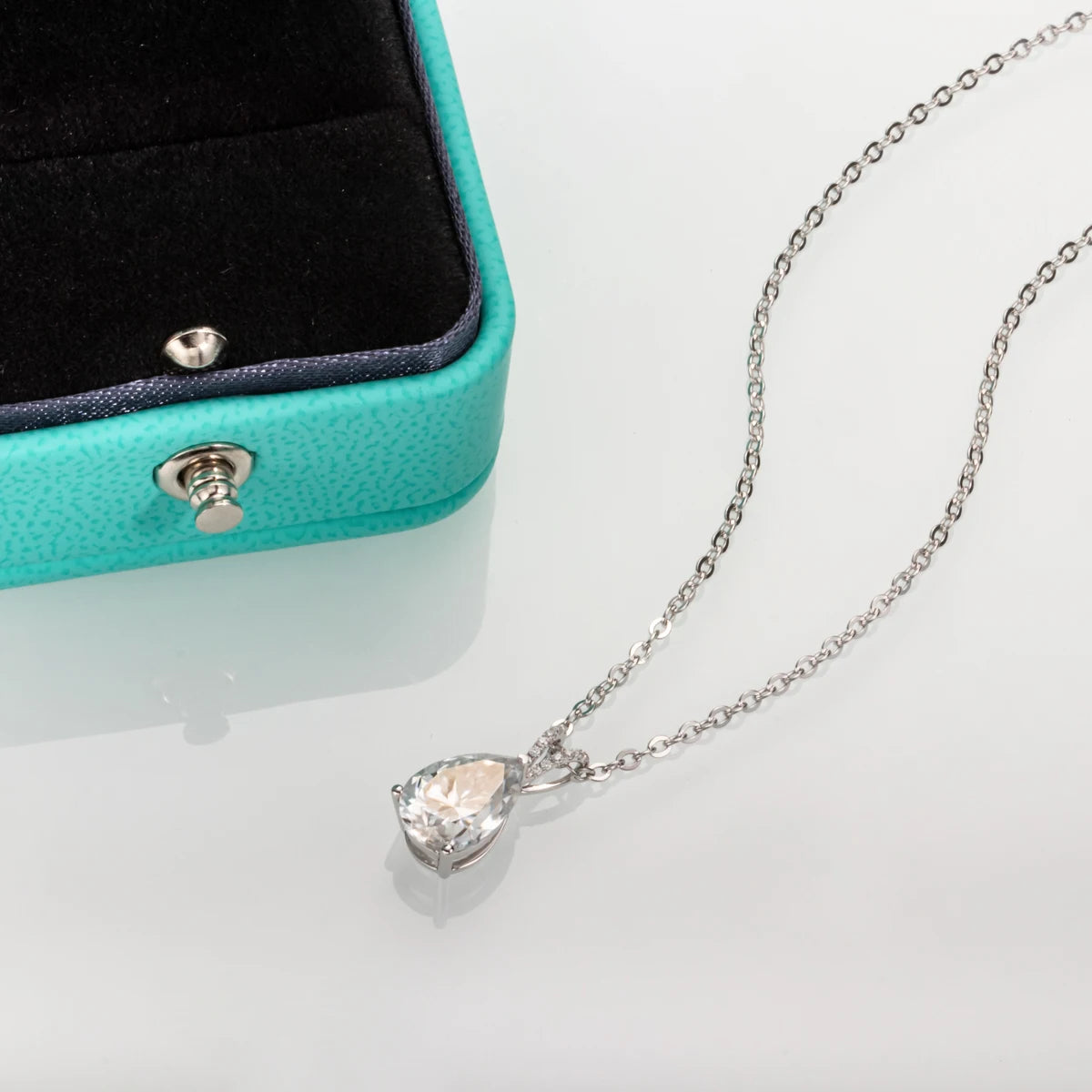 AnuJewel 2.5ct D Color Pear Cut  Teardrop Moissanite Diamond Pendant  Neckalce 925 Sterling Silver Necklace Jewelry