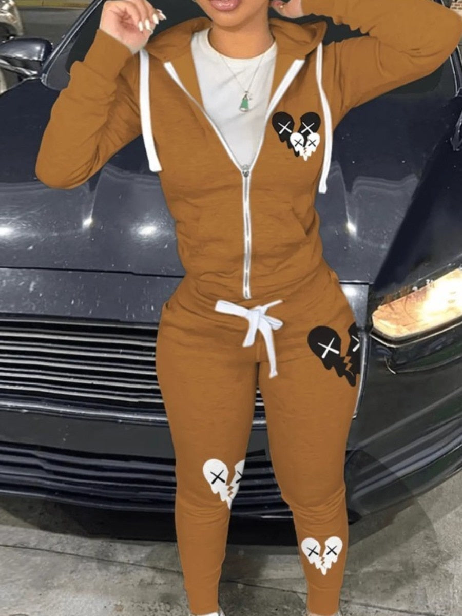 LW Simple Two Piece Set Women Casual Sporty Long Sleeve Zipper Design Top Hooded Collar Broken Heart Print Female Tracksuit Set